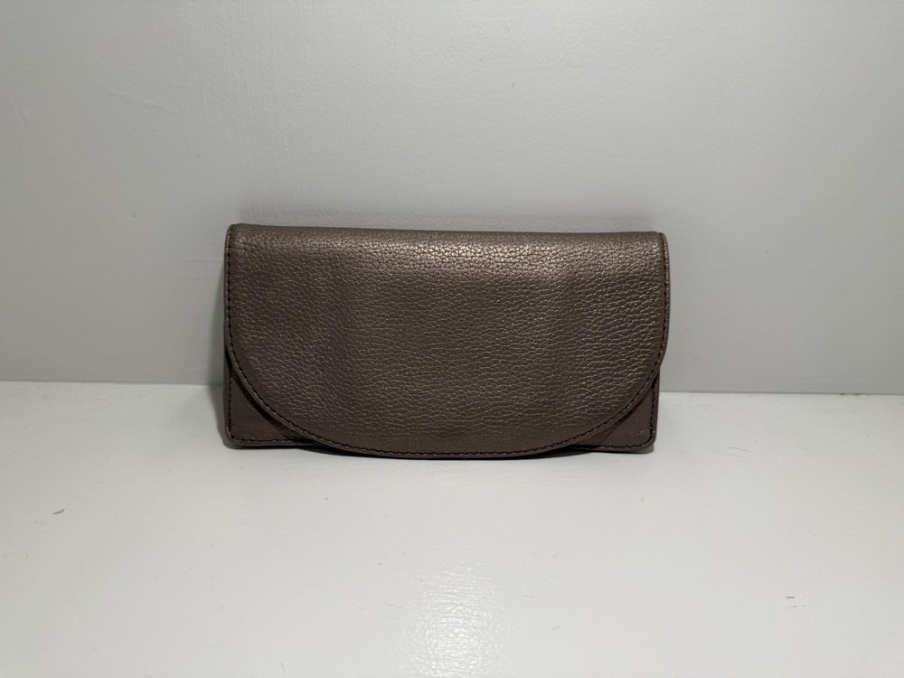 VINTAGE BANANA REPUBLIC WALLET